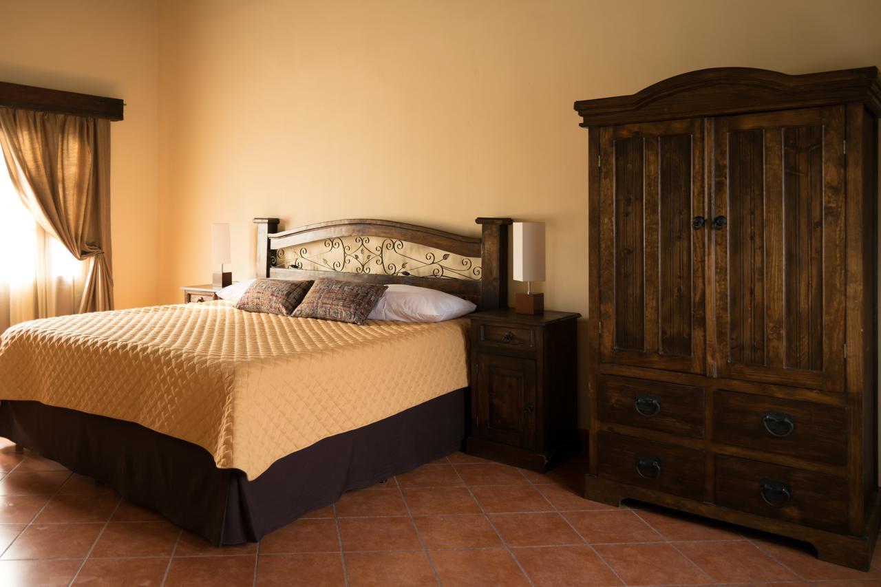 Hotel Casa San Bartolo Antigua Luaran gambar